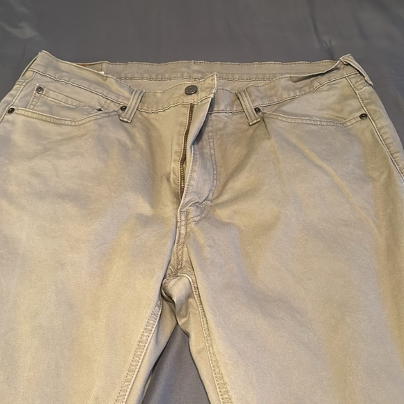 Levi 541 khaki pants in 5 pocket style - Picture 3 of 3